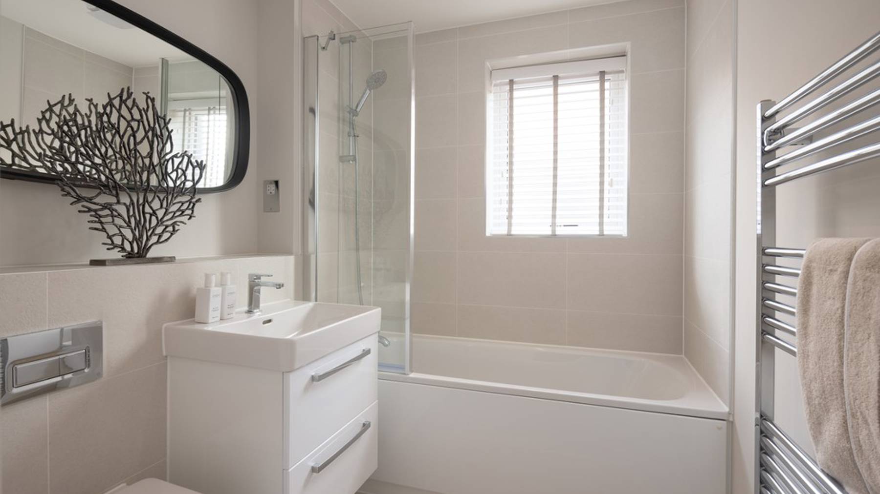 The Chesterton Bathroom Hampton Lakes