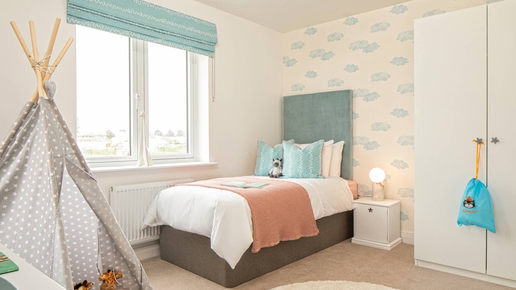Bedroom of house for sale in Winchester, Hampshire