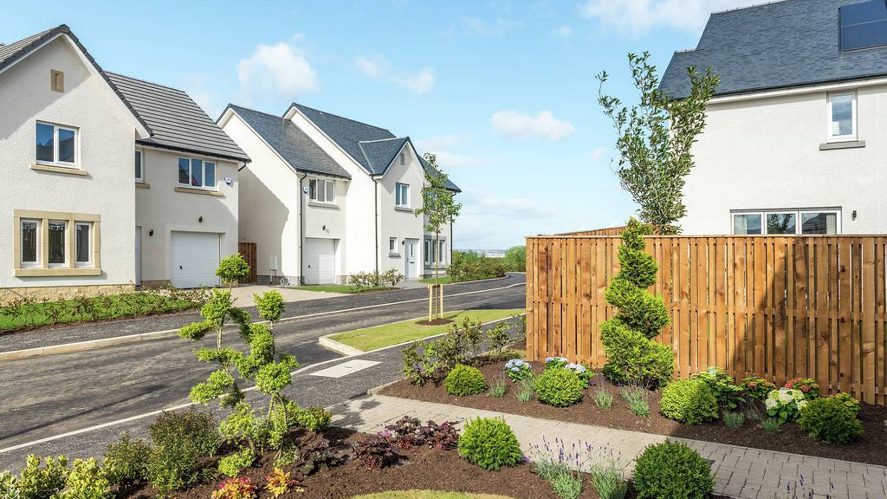 West Craigs street scene | 3, 4 & 5 bedroom houses and apartments in West Edinburgh