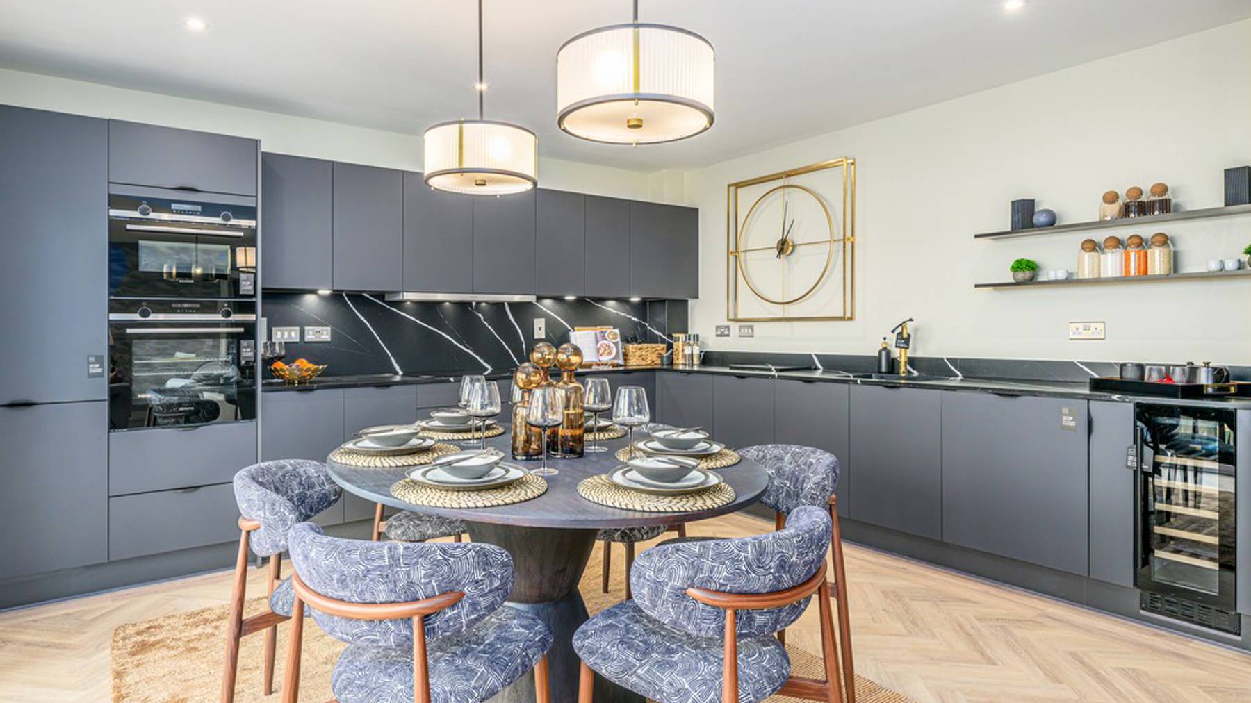 5 bedroom showhome | high-spec studio-designed kitchen with integrated appliances