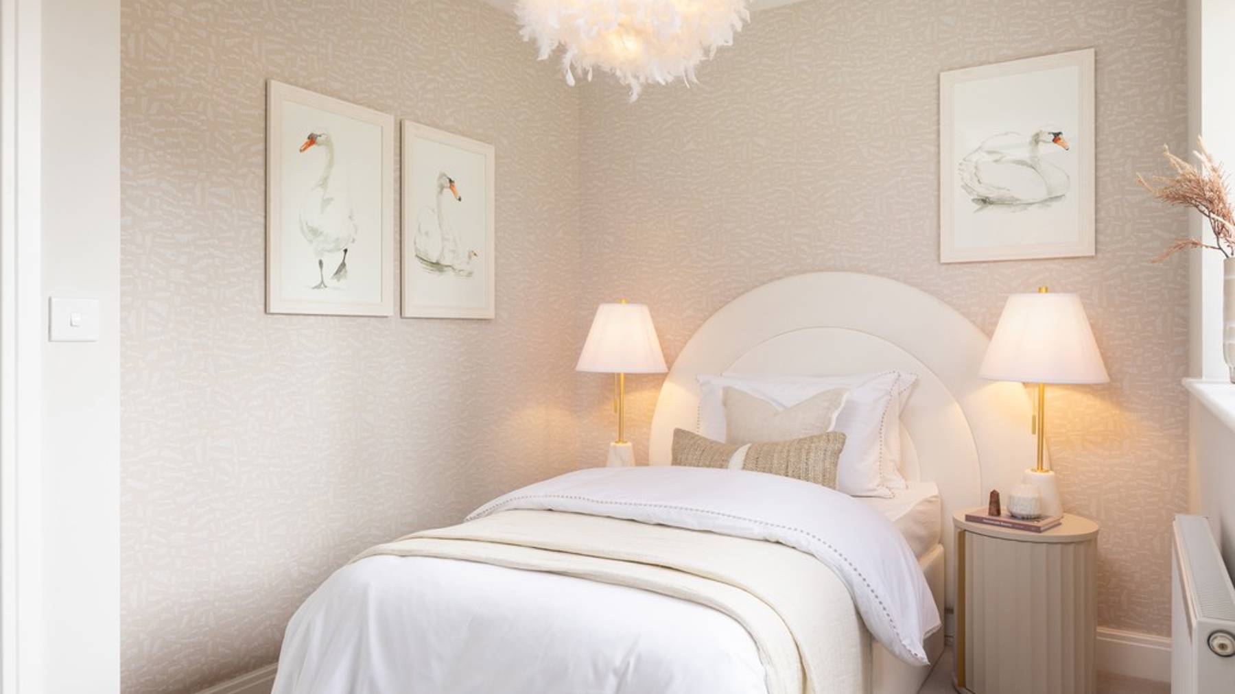 Showhome image of the Magnolia at Knightwood Chase. Four bedroom home for sale in Fordingbridge