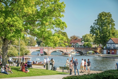 Fernleigh Park’s first residents opted for green space and tranquillity in the foothills of the Cotswolds