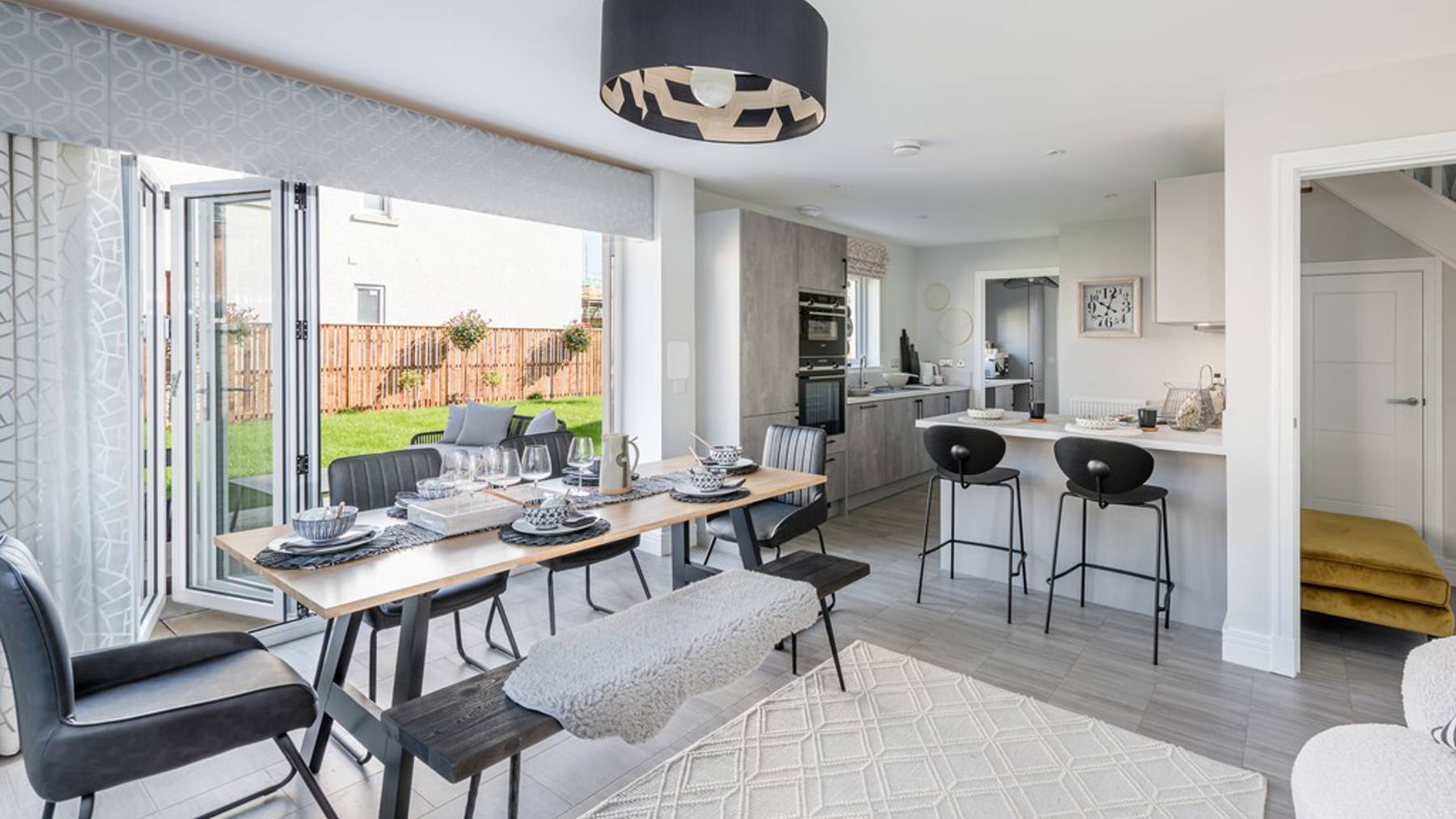 4 bedroom detached home | high specification open plan kitchen and dining area