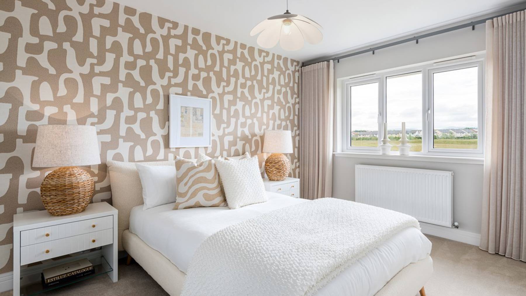 5 bedroom showhome | generous bedroom 