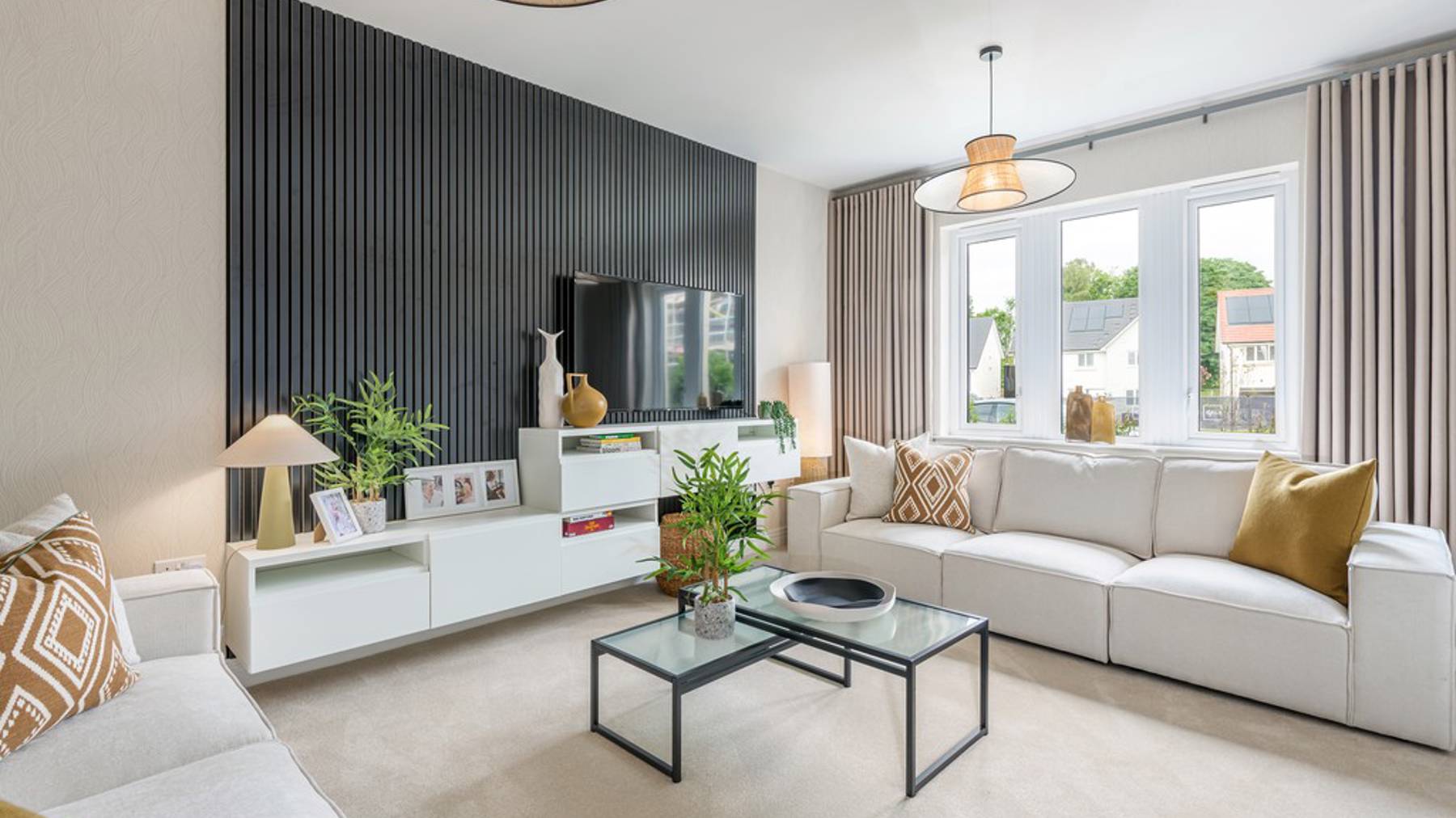 5 bedroom showhome | light-filled lounge