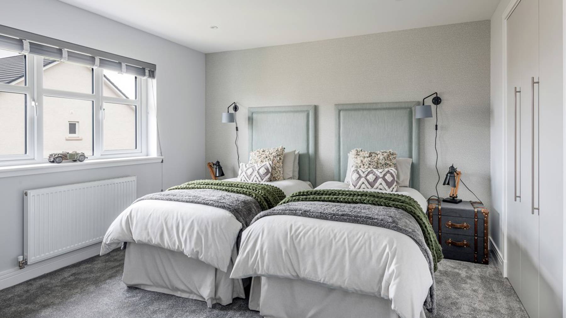 5 bedroom home for sale | generous bedroom with fitted wardrobes included as standard