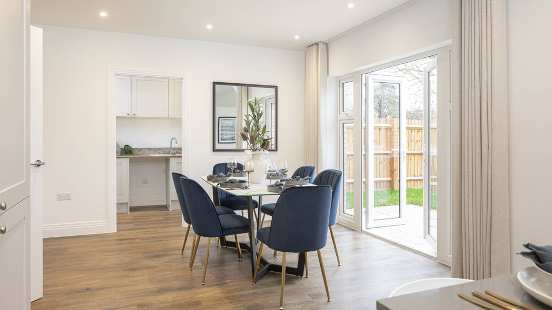 The Whitebeam, Samuel Gardens, Kitchen Dining Room