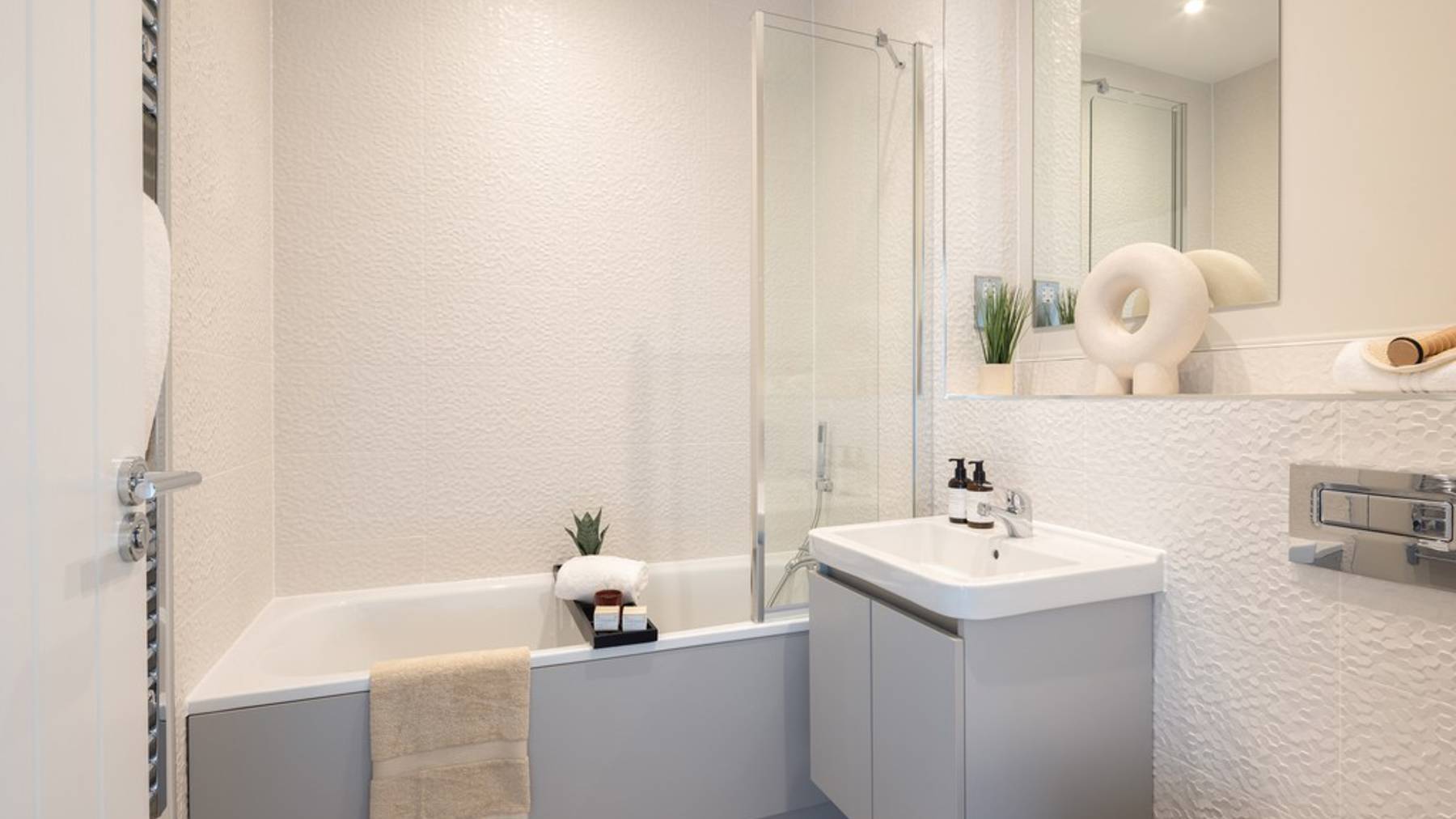 Harlton Bathroom Netherhall Gardens