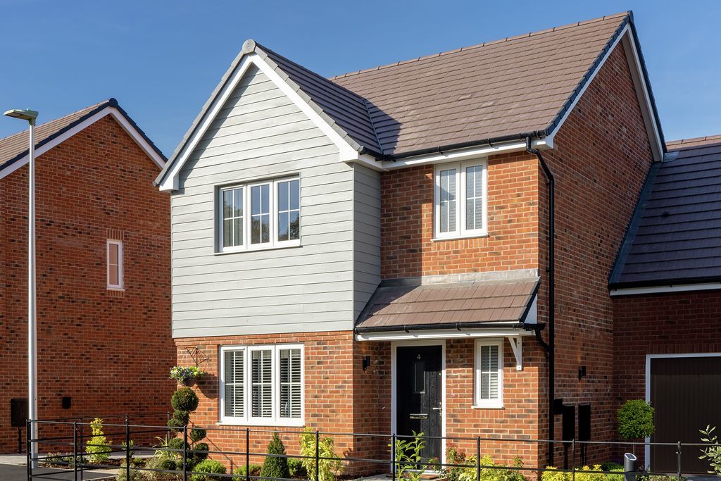 3 Bedroom Houses For Sale In Finchampstead