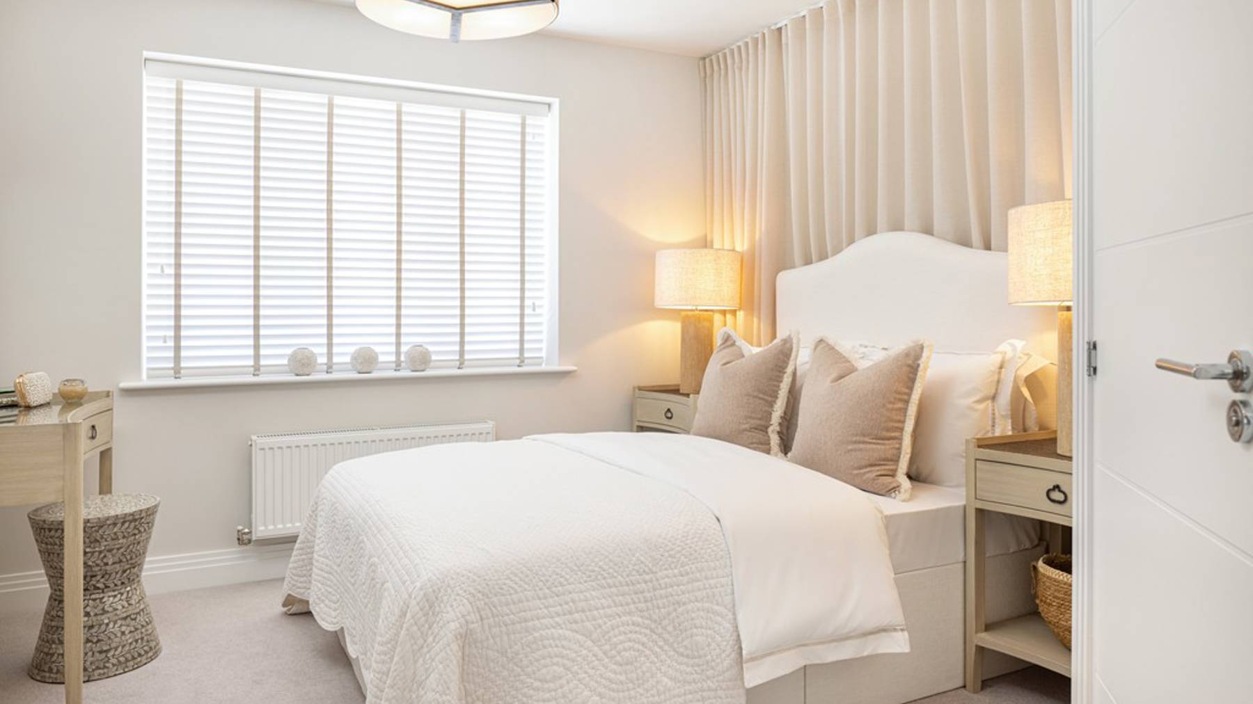 The Wayfaring, Samuel Gardens Bedroom