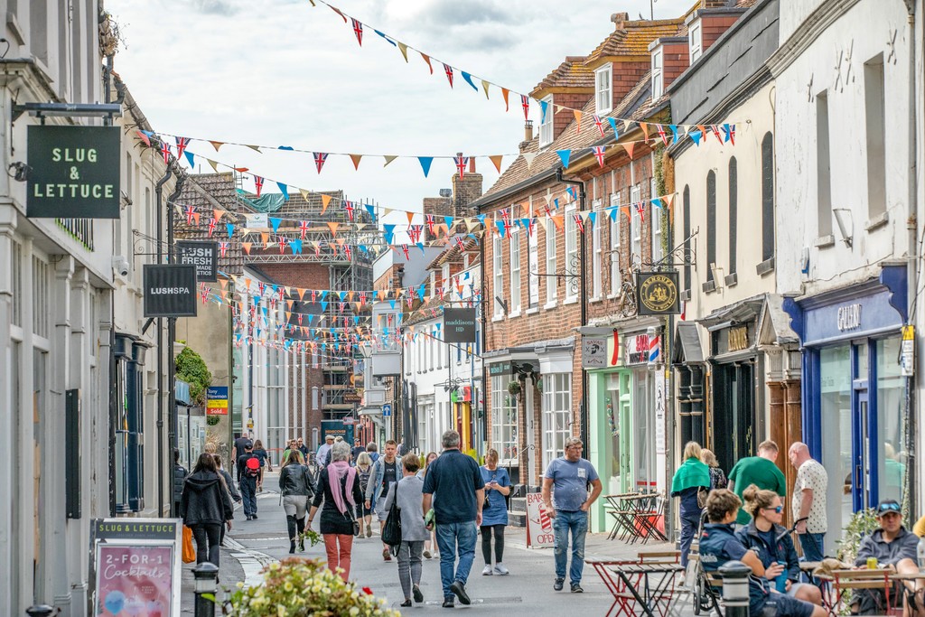 Vb2079090 8813 062 Wimborne Minster Local Area Cala Homes Thames 1024X683